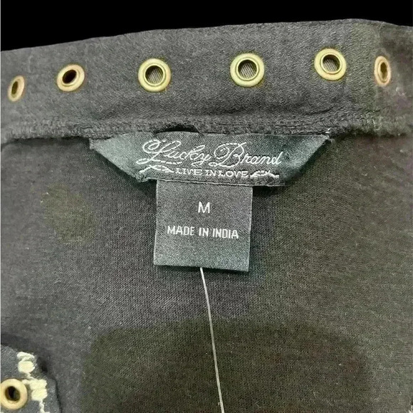 Lucky Brand long sleeve - Picture 6 of 6